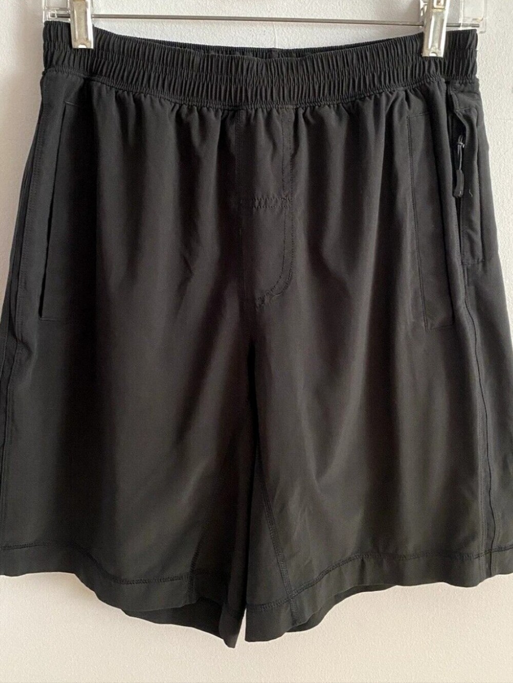 Lululemon Mens Black Lightweight 9" Athletic Shorts Size Lg Performance Gym